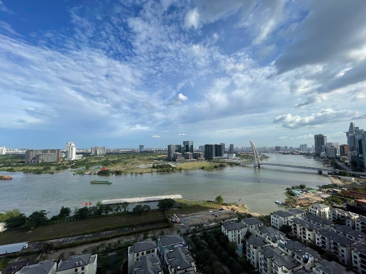 Cho thuê căn 3 phòng ngủ Grand Marina, view sông Sài Gòn, ảnh 2
