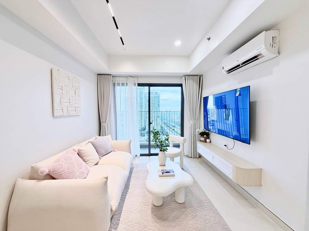 Bán căn góc 2PN tháp lầu cao, view mé sông, bếp kín