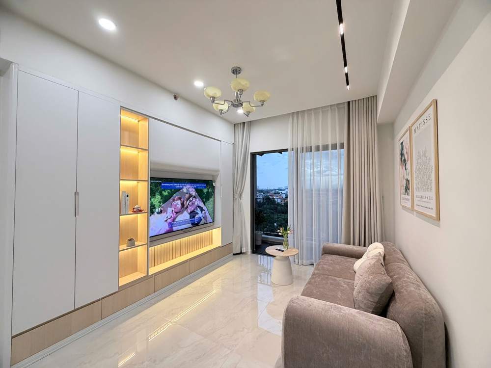 Bán / cho thuê căn góc 3PN 2WC tháp, nội thất mới cao cấp, có phòng làm việc