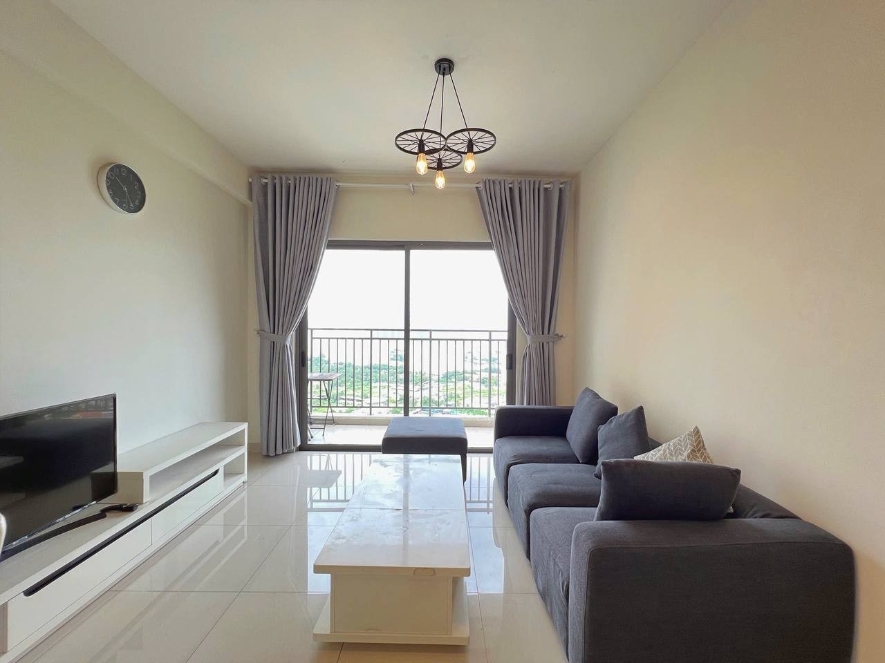 Cho thuê căn 3PN 90m² tháp tầng cao The Sun Avenue, view Landmark 81, ảnh 3