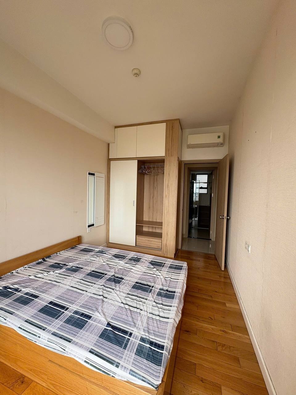 Cho thuê căn 2PN+1 79m² tháp The Sun Avenue, tường vàng ấm áp, phòng ngủ kiểu Nhật, ảnh 7