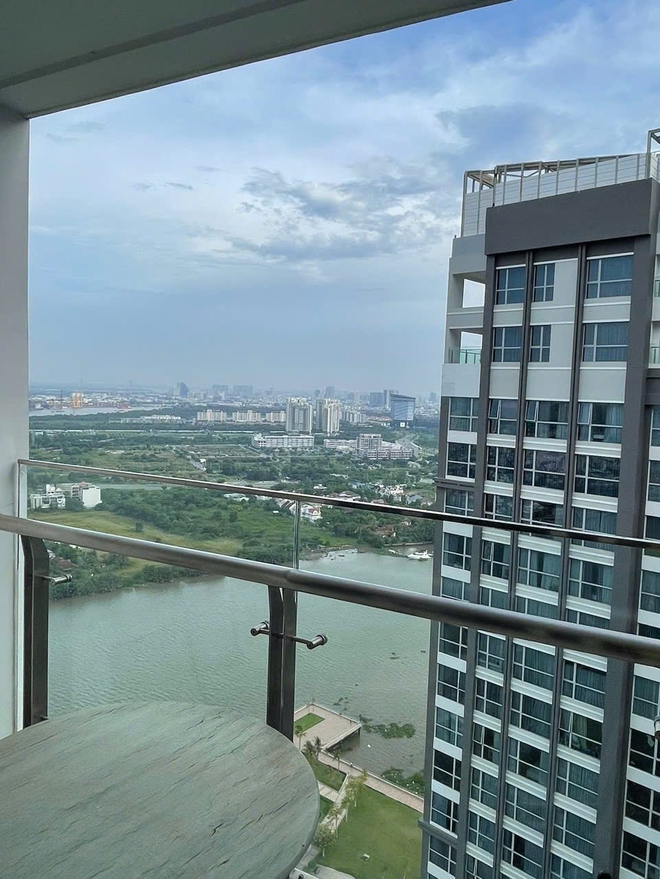 Căn Park 2 lầu cao, ban công view sông, ảnh 4